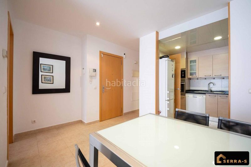 Foto f9b7f15d-89ef-4e21-b6c8-f8a71663e2b5. Piso  de 3 habitaciones, 2 balcones y una excelente ubicación en el centro ! en Calella