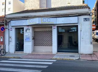 Lloguer Local Comercial a Zona Cantereria. Alquila tu local comercial! espacio ideal para oficinas o comerc