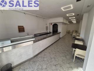 Local Comercial en Parc Central. Se vende local comercial en calle padre mndez  torrent