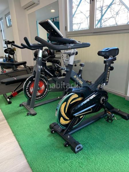 Foto c730d28a-d5b7-49a6-95e5-8e48e59286a0. Lloguer local comercial a Parc Central Torrent