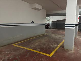 Location Parking voiture  Avenida barcelona-92. Se alquila plaza de gje parc central torrent