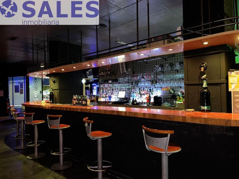 Foto ae43325a-5a12-40f3-9365-a89b90cf2c71. Local comercial a Barrio de Patraix Valencia