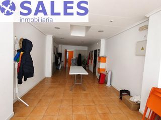 Local Comercial a Zona Avenida al Vedat. Local comercial acondicionado en torrent, próximo a avenida al v