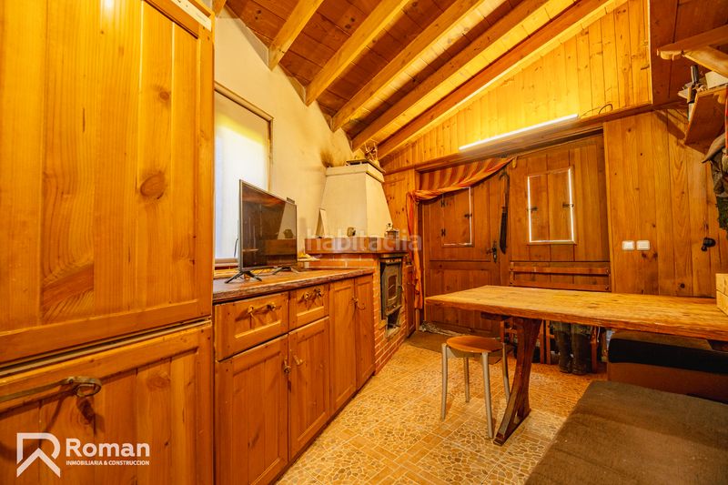 Foto d53a6e97-2fad-427d-86ec-5c7010e4d443. Casa amb xemeneia a Ezcabarte