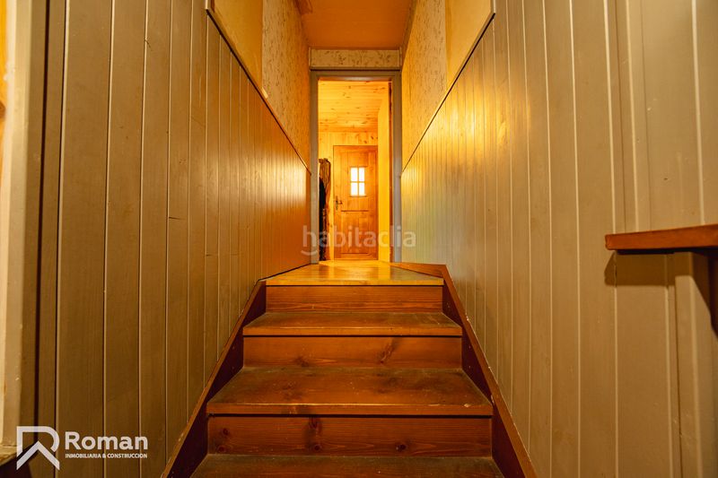 Foto fa902b62-f2cc-4a7d-899f-1b6ca004ce0e. Casa amb xemeneia a Ezcabarte