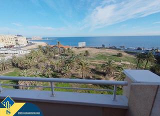 Pis a Zona Playa del Cura. Apartamento con terraza en la provincia de alicante, en torrevie
