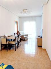 Appartement à Nueva Torrevieja. Apartamento con terraza en la provincia de alicante, en torrevie