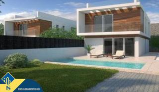 Casa a Villamartín-Las Filipinas. Casas con piscina privada en construcción en orihuela costa, pro