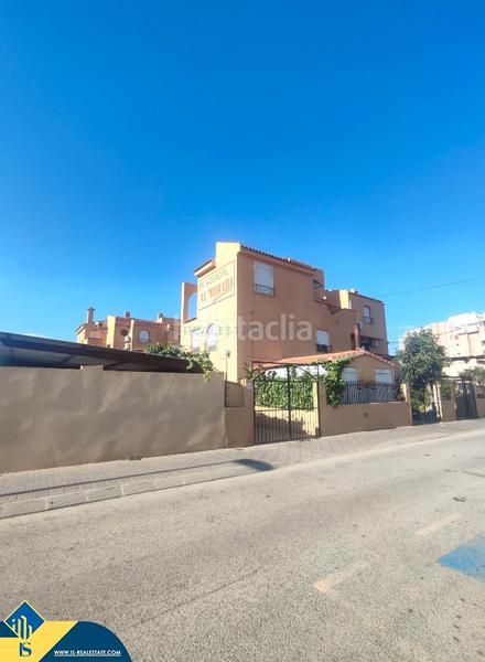 Foto d4ca40f3-ce73-4a49-add1-eba5cec459e6. Maison avec piscine dans nueva Torrevieja Torrevieja