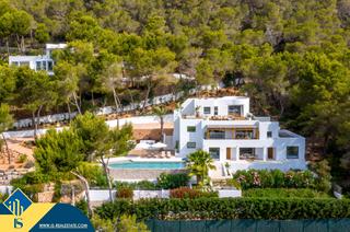 Xalet a Es Cubells. Villa con piscina, islas baleares, ibiza. 6 habitaciones | 400 m