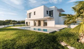Chalet in Golf Bahía. Chalet con piscina privada en construcción en finestrat, provinc