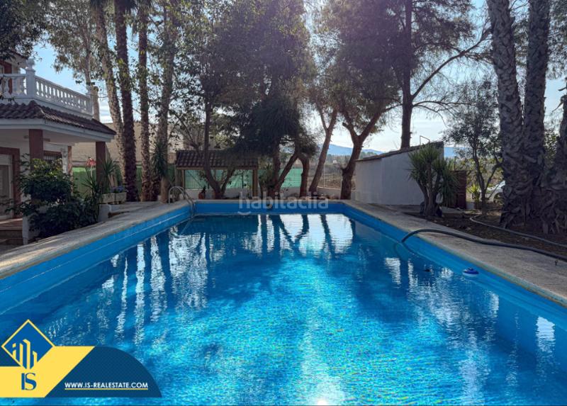 Foto 62a53587-3df5-4e24-9fd2-663ea47d6222. Chalet avec parking piscine dans Desamparados - Hurchillo - Torremendo Orihuela