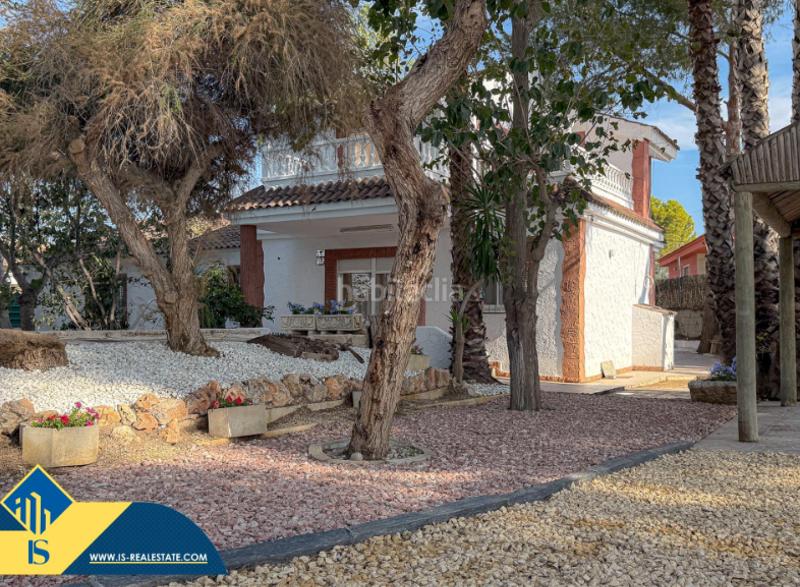 Foto a1635ac6-13fd-46c8-88d4-c3872f4e578a. Chalet avec parking piscine dans Desamparados - Hurchillo - Torremendo Orihuela