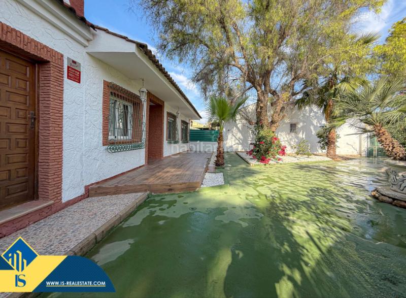 Foto b3d57495-34c2-4ee5-917f-0fc7ba39cada. Chalet avec parking piscine dans Desamparados - Hurchillo - Torremendo Orihuela
