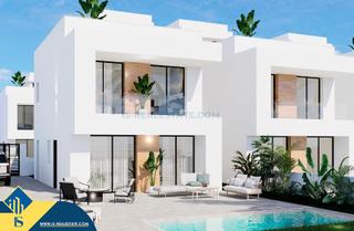 Xalet a La Regia. Casas con piscina privada en construcción en orihuela costa, pro