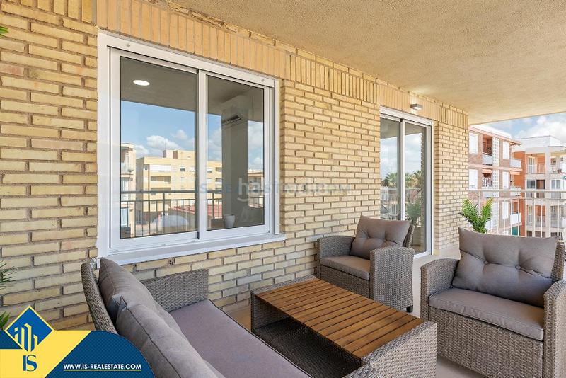 Foto 4808db13-51ff-48a9-b1ec-3c5933ed8670. Flat in Playa de los Náufragos Torrevieja