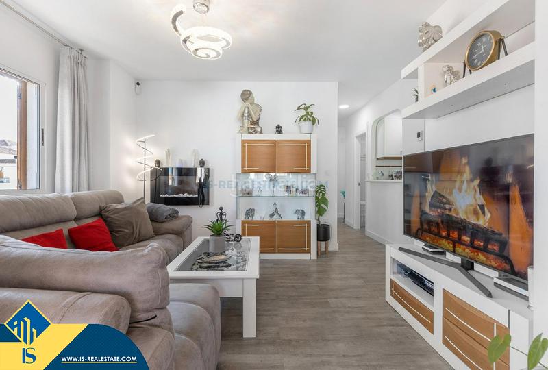 Foto 7079835f-48ec-4401-8202-af8e6b06df21. Piccolo appartamento con piscina in Cañada del Molino Torrevieja