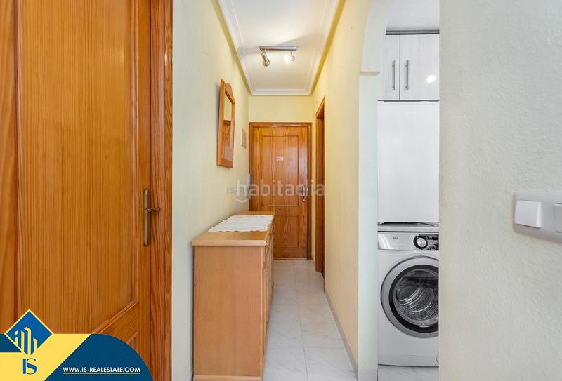 Foto 523db1a5-52bc-48bf-b9d1-7ebc80070268. Apartament amb piscina a Los Europeos Torrevieja