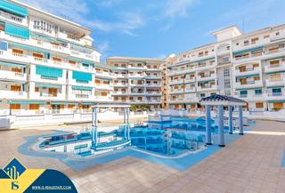 Appartement in Los Europeos. Apartamento con piscina compartida en la provincia de alicante,