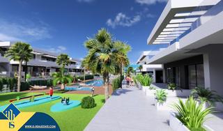 Casa en Algorfa. Casas con piscina en construcción en algorfa, provincia de alica