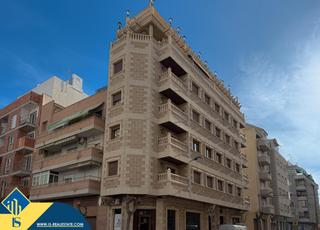 Pis a Parque de las Naciones. Apartamento con terraza en la provincia de alicante, en la local
