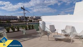 Casa en Desamparados - Hurchillo - Torremendo. Casas con piscina comunitaria en construcción en orihuela costa,