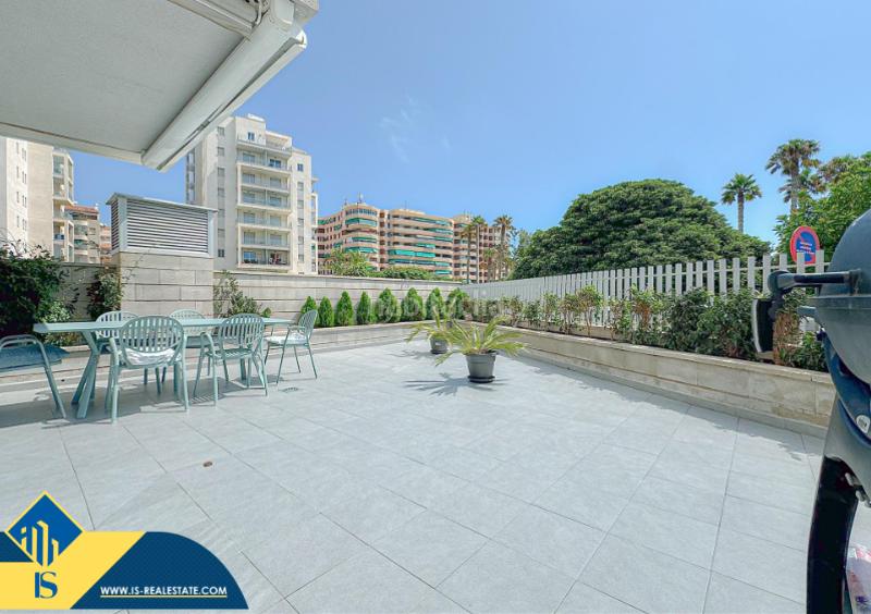 Foto 65766e30-9736-4973-8c23-32dcdd5a2baa. Casa bungalow con piscina compartida , provincia de alicante. 2 habitaciones | 79 m² | 150 metros al mar. en Torrevieja