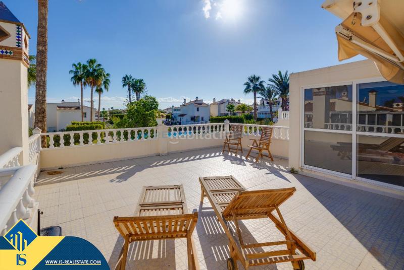 Foto 95e58309-9ef2-41ae-9dcd-7430fffb3c6e. Maison avec parking piscine dans Los Balcones-Los Altos Torrevieja