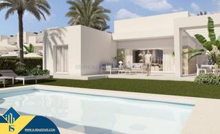 Chalet in Algorfa. Casas con piscina en construcción en algorfa, provincia de alica