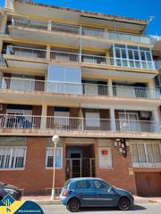 Appartement in Guardamar Playa. Apartamento con terraza en guardamar del segura, provincia de al