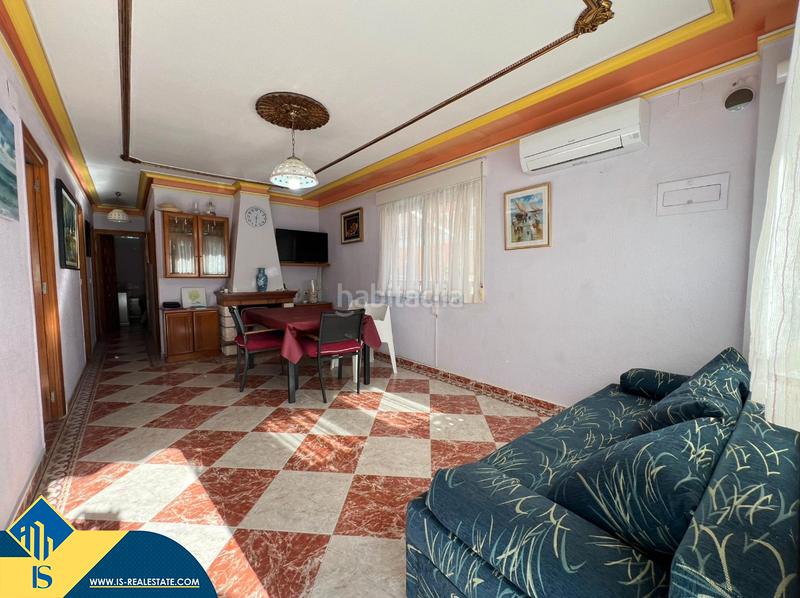 Foto aeb82c82-ff45-4d80-901a-b020de5a6100. Semi detached house with parking in Los Europeos Torrevieja