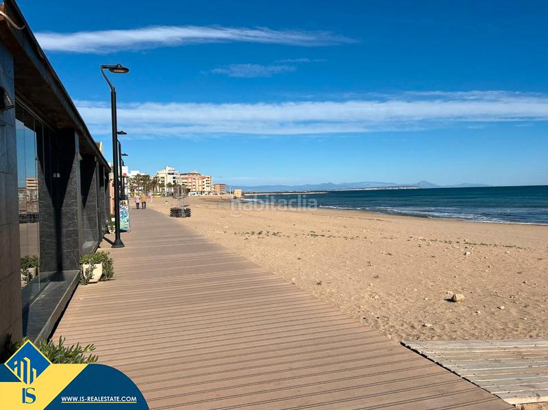 Foto c0787890-e649-49a2-8a34-6f31ad965011. Semi detached house with parking in Los Europeos Torrevieja