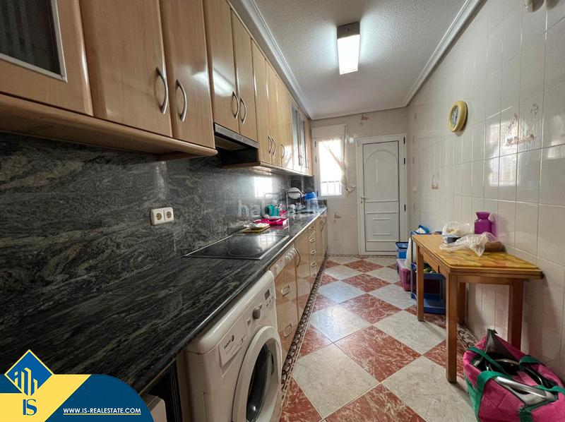 Foto de23ced1-41f2-4c74-b05d-d6b587a34865. Semi detached house with parking in Los Europeos Torrevieja