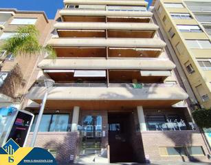 Piso en Centro - Muelle Pesquero. Apartamento con terraza en la provincia de alicante, en torrevie