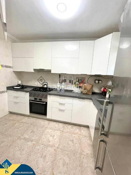 Foto e267a519-3c1d-46eb-8ccc-2332e4cfc1e1. Casa aparellada amb piscina a Playa Flamenca Orihuela