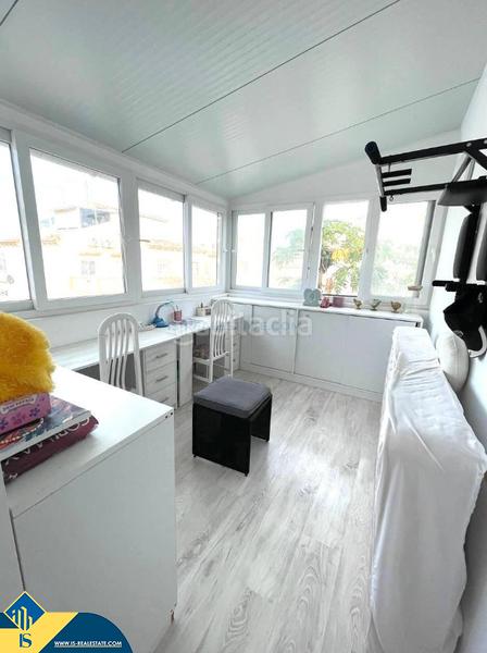 Foto fa05408a-08bf-4fe5-9660-30687c7687c4. Casa aparellada amb piscina a Playa Flamenca Orihuela