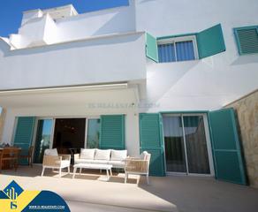 Haus in Torre de la Horadada. Casas con piscina comunitaria en construcción en orihuela costa,