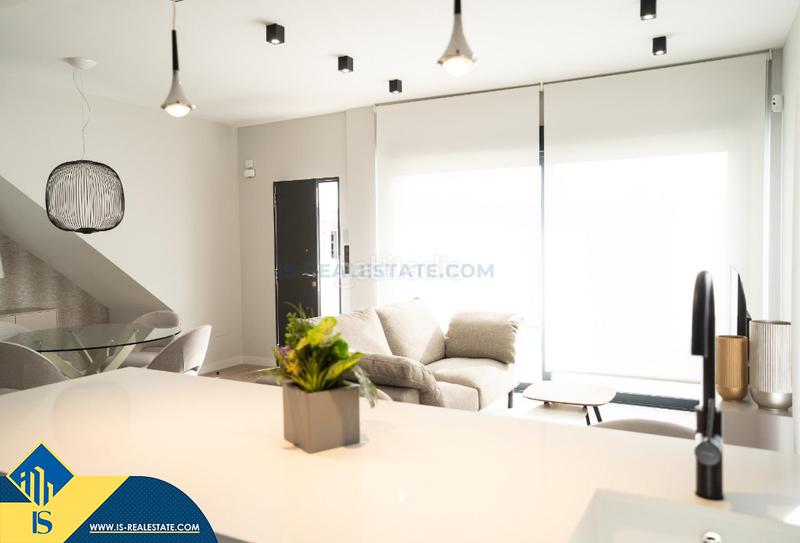 Foto 51069523-8309-4b2d-a583-c7d8e2c8a1ec. Appartement avec piscine dans Los Almendros Orihuela