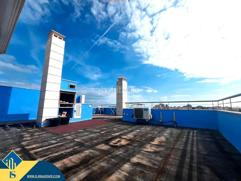 Foto 4d940f8a-c693-42dd-b5e8-75ed2e8b4224. Attico con piscina in Torreblanca Torrevieja