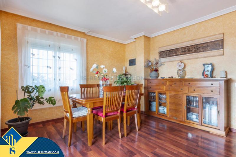 Foto a2249590-7598-427b-93c4-a34ef02425c8. Chalet mit parking pool in Aguas Nuevas Torrevieja