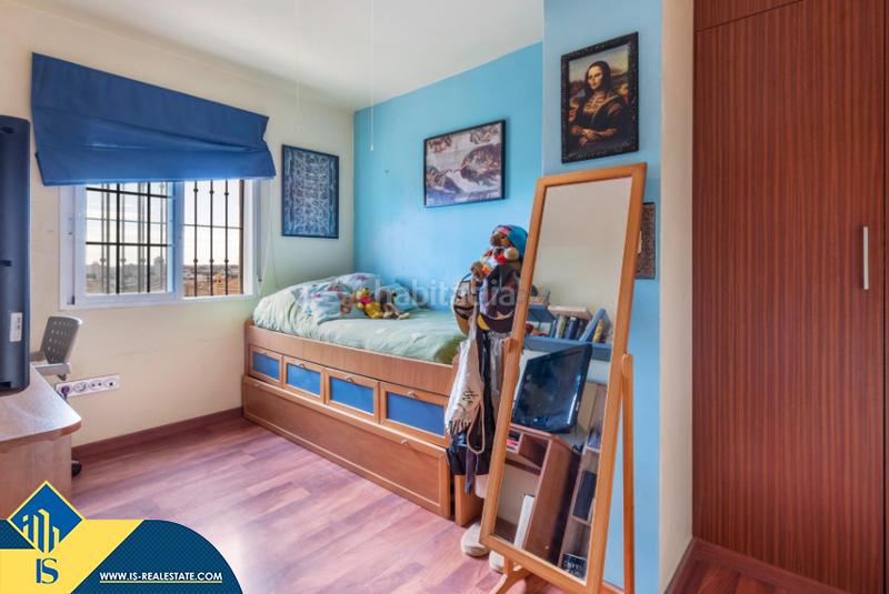 Foto de66e4fb-2c2d-41c8-8c34-c20d056f71bd. Chalet mit parking pool in Aguas Nuevas Torrevieja