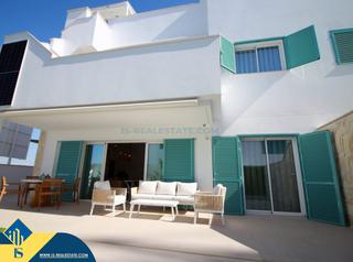 Haus in Torre de la Horadada. Casas con piscina comunitaria en construcción en orihuela costa,
