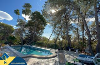 Chalet in Lomas de Cabo Roig - Los Dolses. Chalet con piscina en orihuela costa, provincia de alicante. 3 h