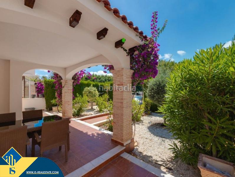 Foto 8a25b1f0-75db-4568-a6d3-28a7e937a50a. Chalet con parcheggio piscina in Zeniamar - Horizonte - La Campana Orihuela