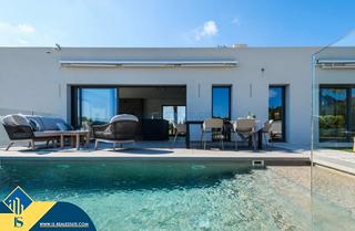 Chalet in Lomas de Campoamor - Las Ramblas. Casas con piscina privada en construcción en orihuela costa, pro