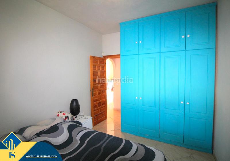 Foto 40a9c79e-442f-40f4-9cd4-d00b9ddf1936. Chalet with fireplace heating parking pool in La Florida Orihuela