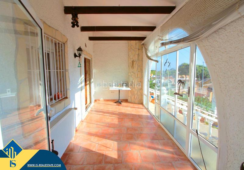 Foto 97987a9f-2111-4c21-942d-ac845be81d15. Chalet with fireplace heating parking pool in La Florida Orihuela