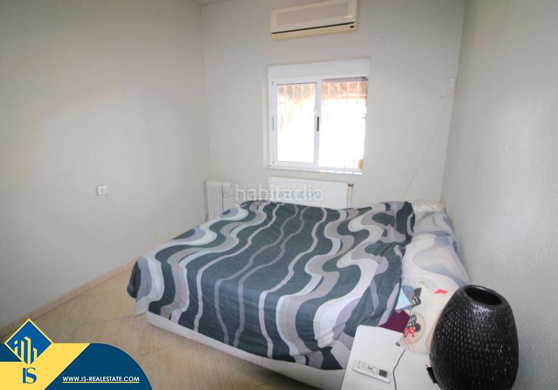 Foto bb71b8ad-311c-410d-a9d0-dff462e6901d. Chalet with fireplace heating parking pool in La Florida Orihuela