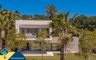 Chalet in Lomas de Campoamor - Las Ramblas. Villa con piscina privada en orihuela costa, provincia de alican