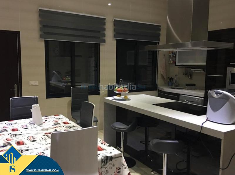 Foto a7627987-cf6c-4fdc-a516-e7d396b7b808. Xalet amb aparcament piscina a Pueblo Latino Pilar de la Horadada